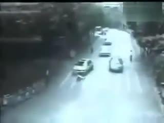 最惨车祸视频集锦高清,高清还原最惨车祸瞬间